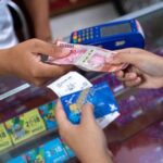Mengapa Uang Tunai Lebih Baik dari Kartu? Ini Jawabannya!